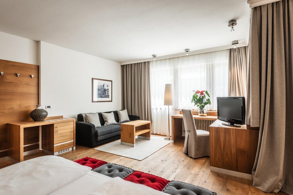 לה וילה Hotel La Majun מראה חיצוני תמונה